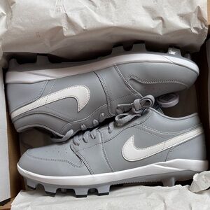 Nike Air Jordan 1 Retro Low MCS Baseball Cleats